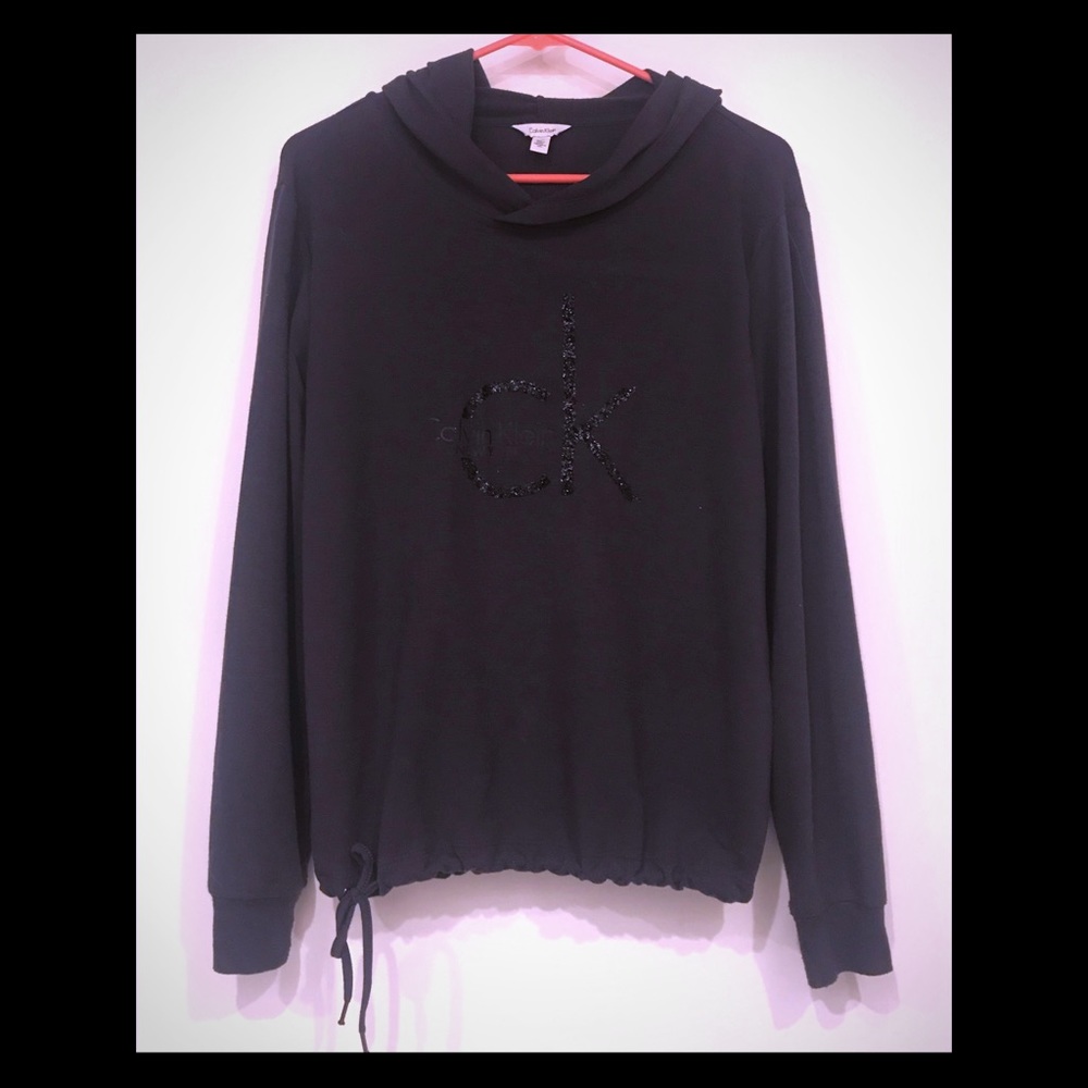 Small Calvin Klein Sweatshirt